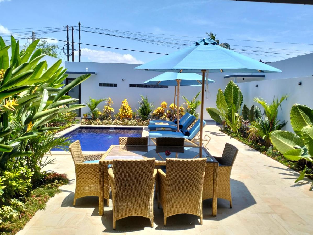 Villa Bintang Lovina  Exterior photo